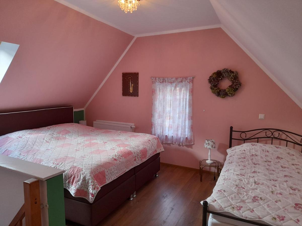 Ferienhaus Schick Und Fein Apartment Bochingen Bagian luar foto